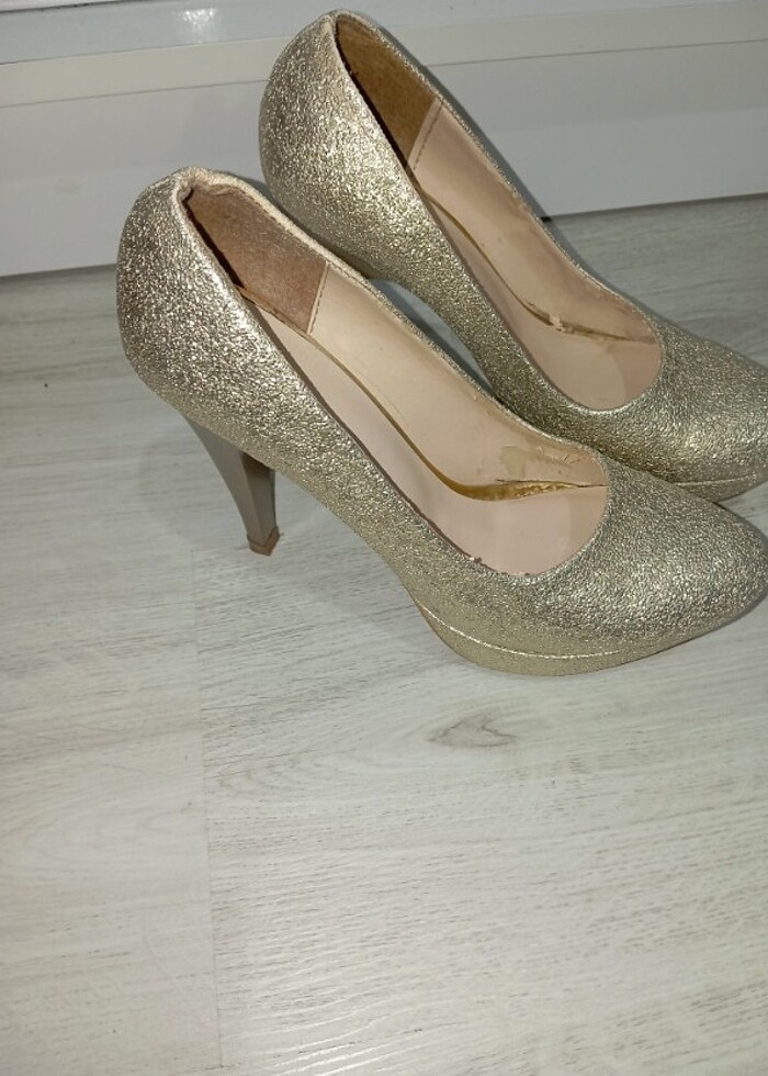 Gold topuklu 38 numara - Görsel 3