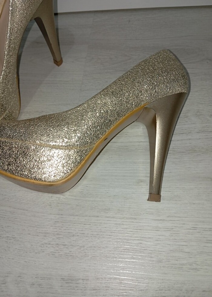 Gold topuklu 38 numara - Görsel 4