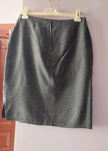 Boncuk Detaylı gri  Etek - Görsel 3