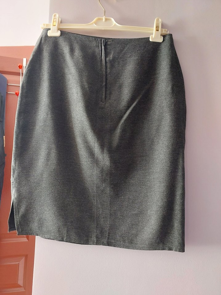 Boncuk Detaylı gri  Etek - Görsel 3