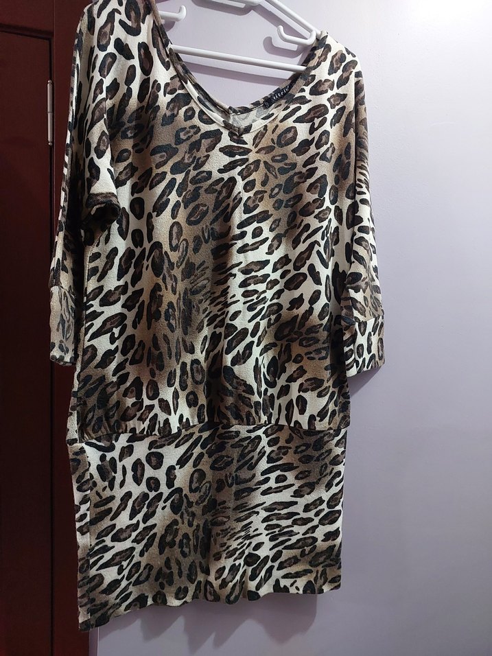 Leopar Desenli V Yaka Tunik - Görsel 2