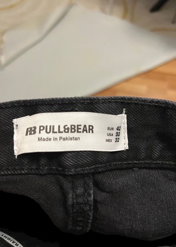 PullandBear Siyah Kot Şort - Görsel 3