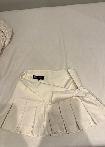 Zara ZARA BEYAZ ŞORT ETEK