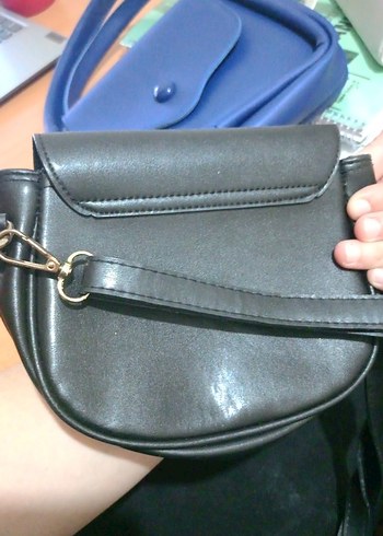 Siyah Deri Tokalı Kadın Çanta - Görsel 2