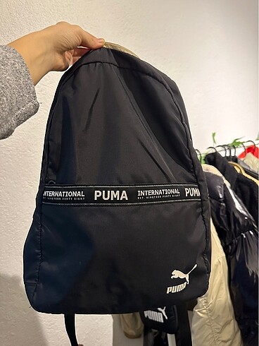 Beden siyah Renk Puma sırt çantası