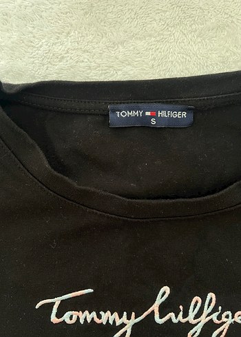 Standart Beden Beden Tommy Hilfiger Siyah Kız Tişört