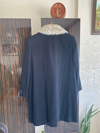 Yakası kürklü Kaşe Manto - Görsel 3