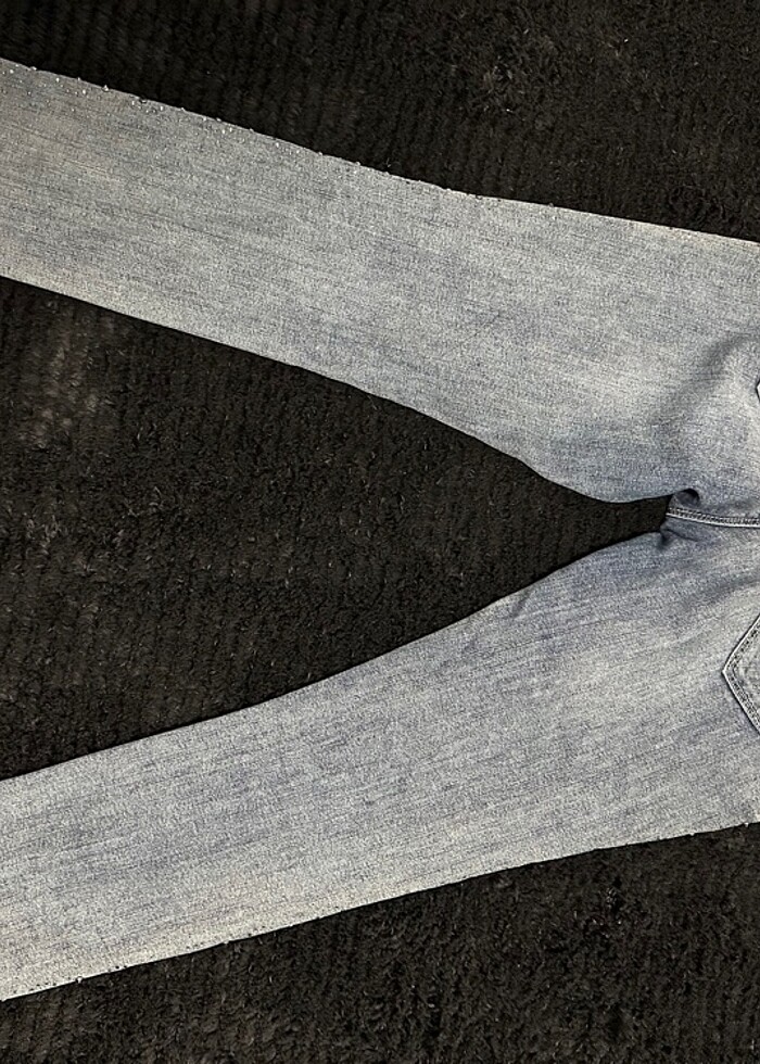 Düşük bel taşlı jeans - Görsel 3