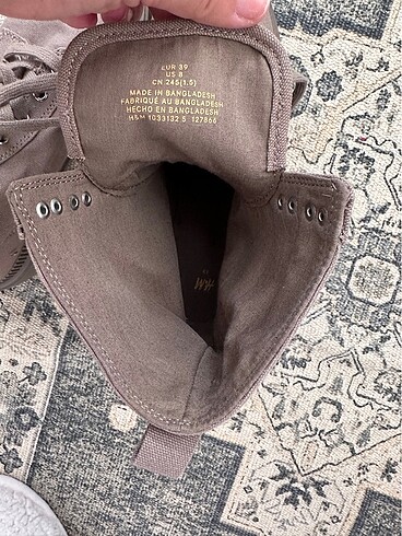 39 Beden kahverengi Renk H&M bot