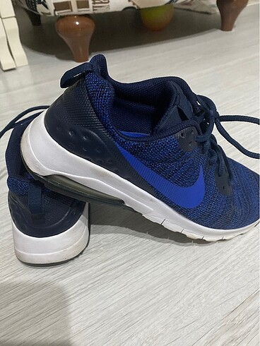 Orjinal Nike spor ayakkabı