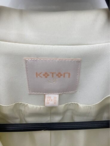 Koton Koton astarlı beyaz ceket