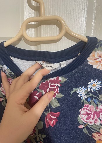 Çiçek Desenli Uzun Kollu Sweatshirt - Görsel 3