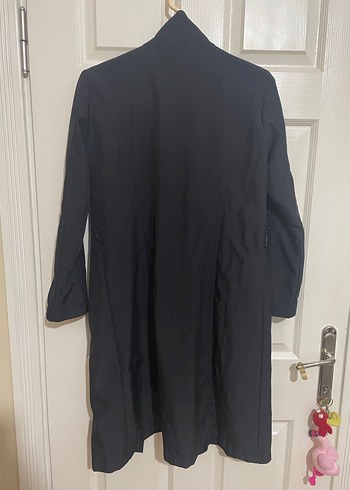 Siyah Düğmeli Kadın Trençkot - Görsel 2