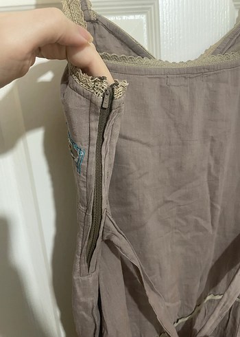 Nakışlı, askılı, bol kesim keten elbise - Görsel 6