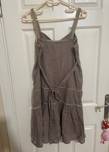 Nakışlı, askılı, bol kesim keten elbise - Görsel 2