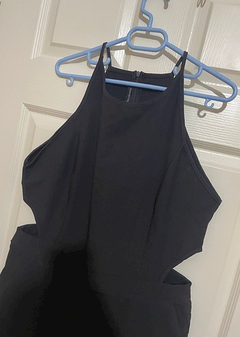 Siyah Yüksek Yakalı Kolsuz Kadın Tulum - Görsel 8