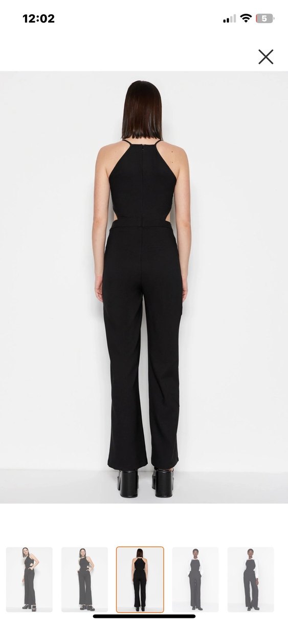 Siyah Yüksek Yakalı Kolsuz Kadın Tulum - Görsel 2