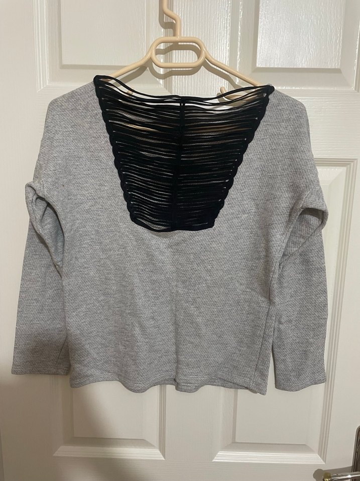 Gri Uzun Kollu Örme Kadın Kazak - Görsel 2