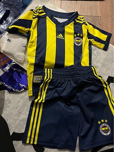 Eski sezon FB forması