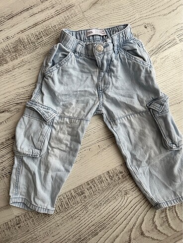 Zara kız bebek jean