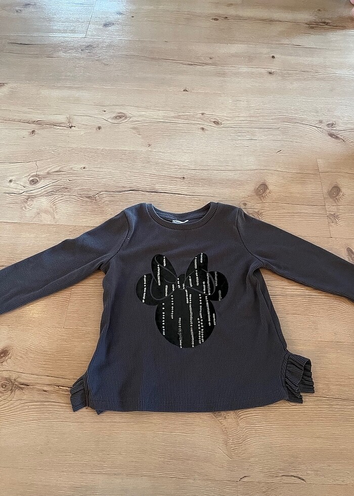 Kıyafet - Görsel 2