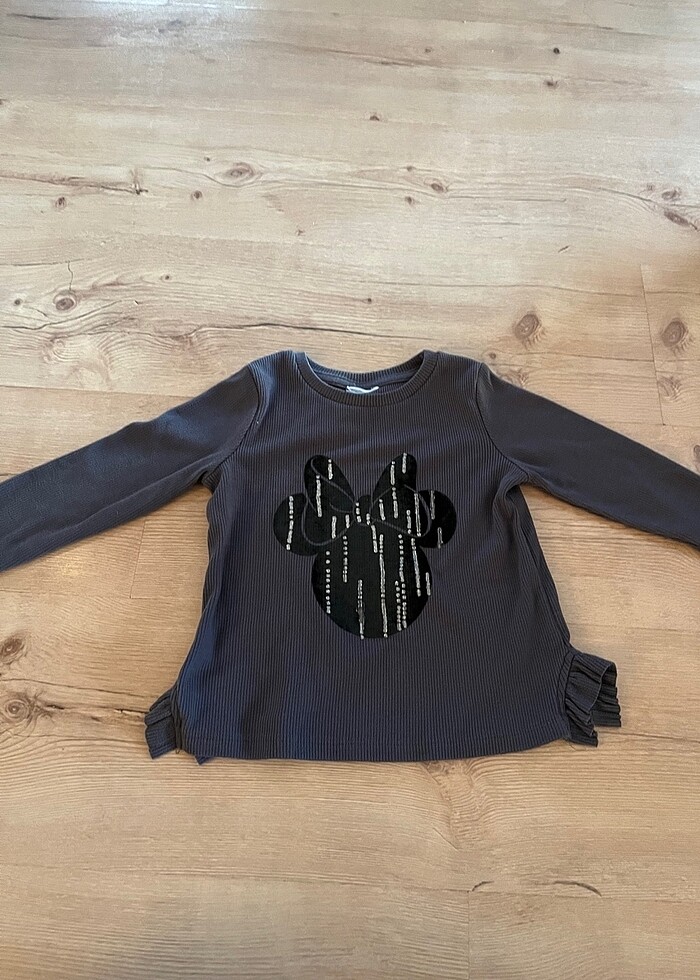 Kıyafet - Görsel 3