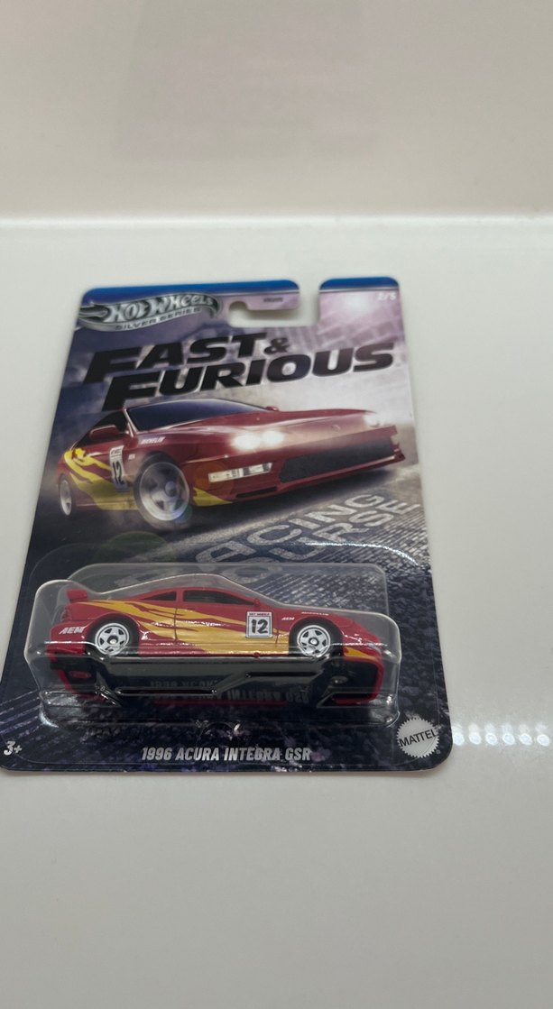 Kırmızı 1996 Acura Integra GSR model
 - Görsel 4