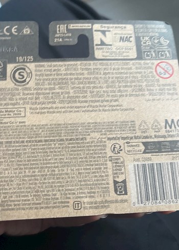 2004 Mazda RX-8 Beyaz Oyuncak Araba - Görsel 3