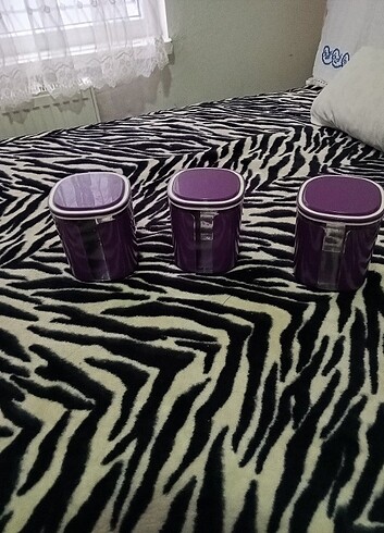 Beden mor Renk 3 Adet tupperware bakliyat kabları