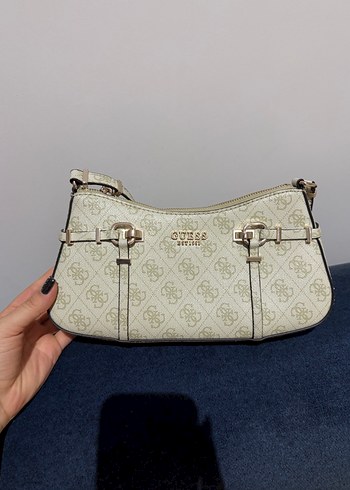 Guess Krem Omuz Cantasi