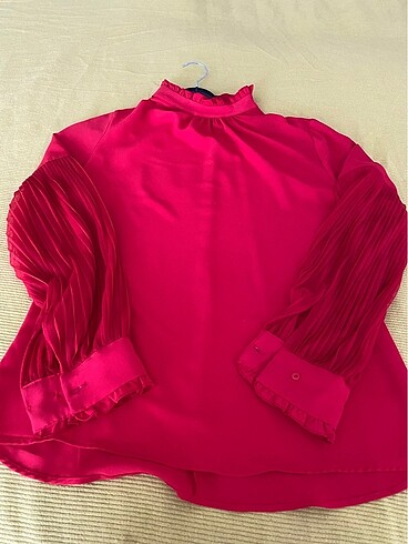 Kırmızı bluz (Sateen)