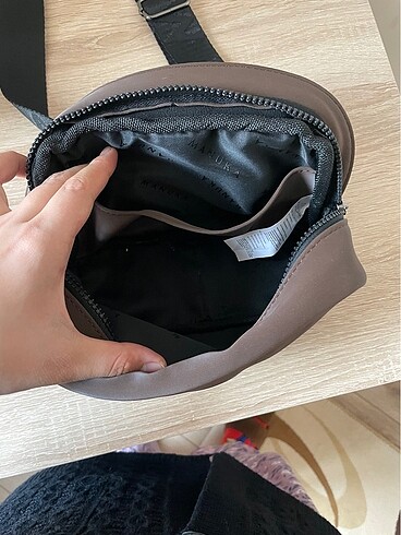 Zara çanta