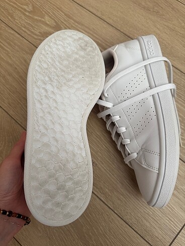 38 Beden beyaz Renk Adidas base beyaz sneaker