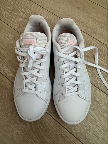 Adidas Adidas base beyaz sneaker