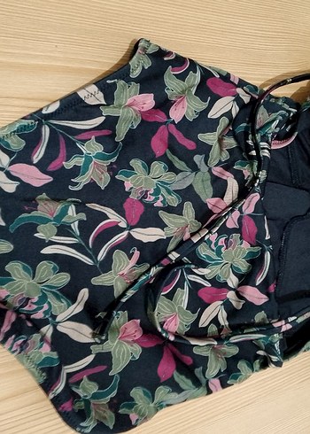 Çiçek Desenli Drapeli Kadın Mayo 36 - Görsel 4