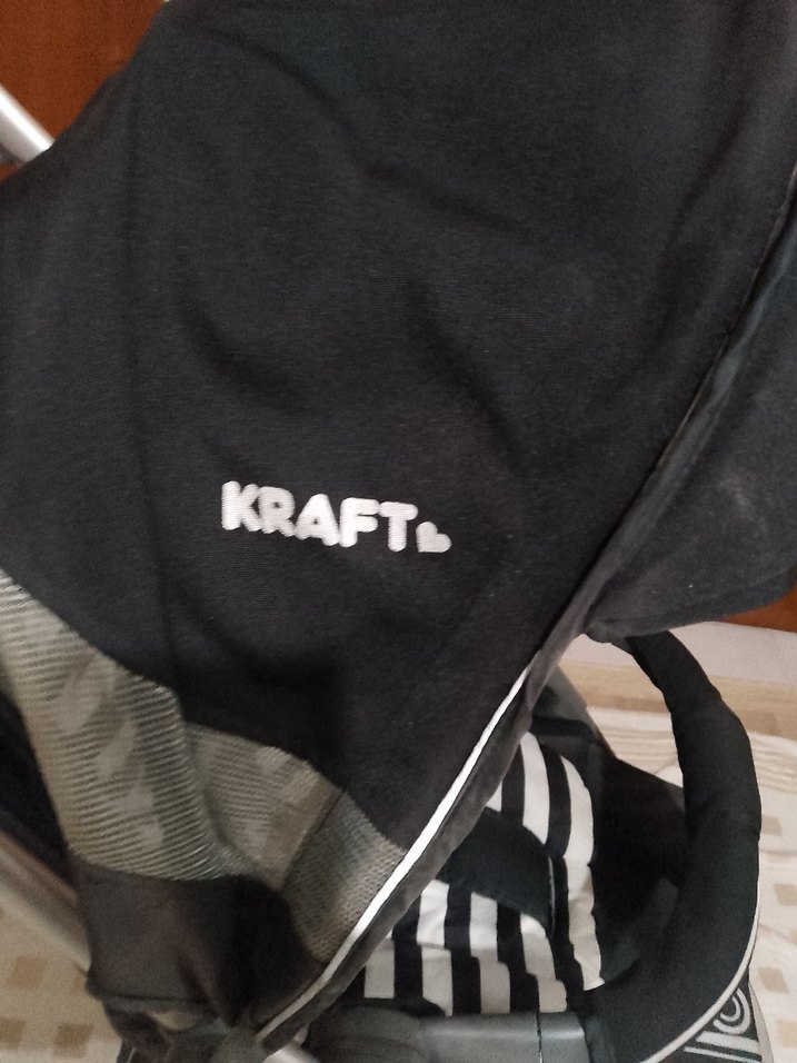 Gri Bebek Arabası Hafif ve Katlanabilir - Görsel 3