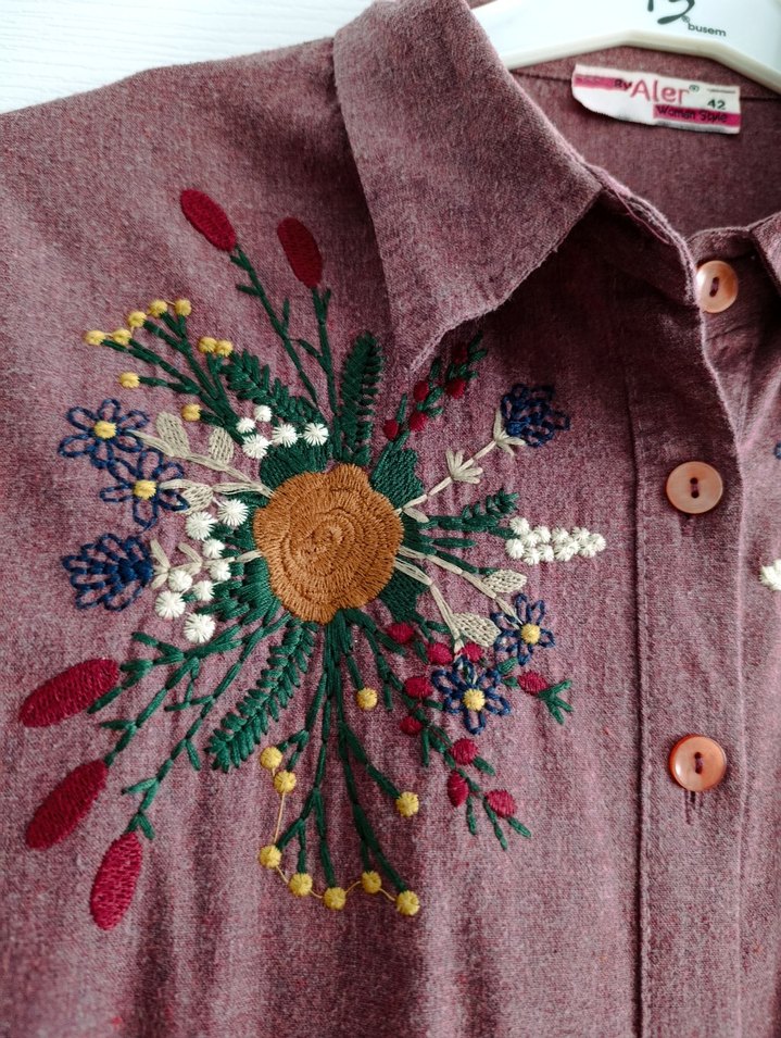 Gülkurusu Nakışlı Bohem Uzun Elbise - Görsel 2