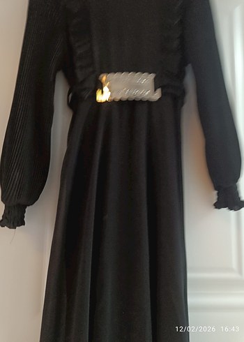 Siyah çocuk elbisesi uzun kollu - Görsel 2