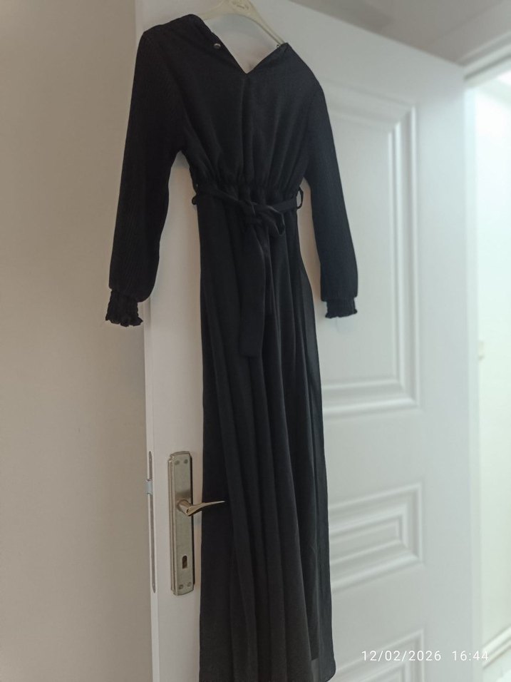 Siyah çocuk elbisesi uzun kollu - Görsel 5