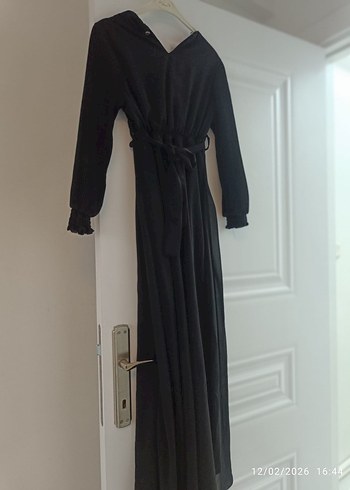 Siyah Kemerli Uzun Gotik Elbise - Görsel 10