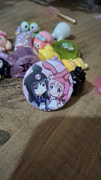 Sanrio rozet
