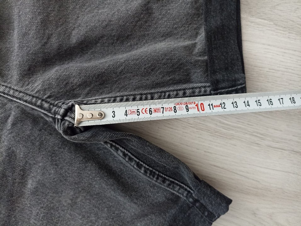 Gri Denim Şort - Görsel 5