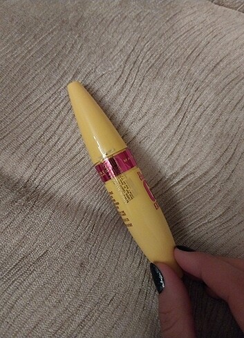 Beden Maybelline The Colossal Go Extreme Volume Maskara
