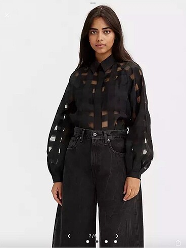 Levis S