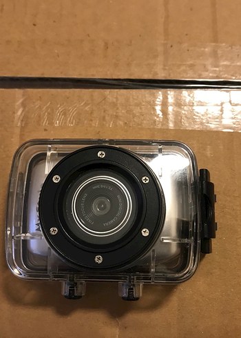 Siyah Aksiyon Kamerası Su Geçirmez Kılıfıyla - Görsel 2