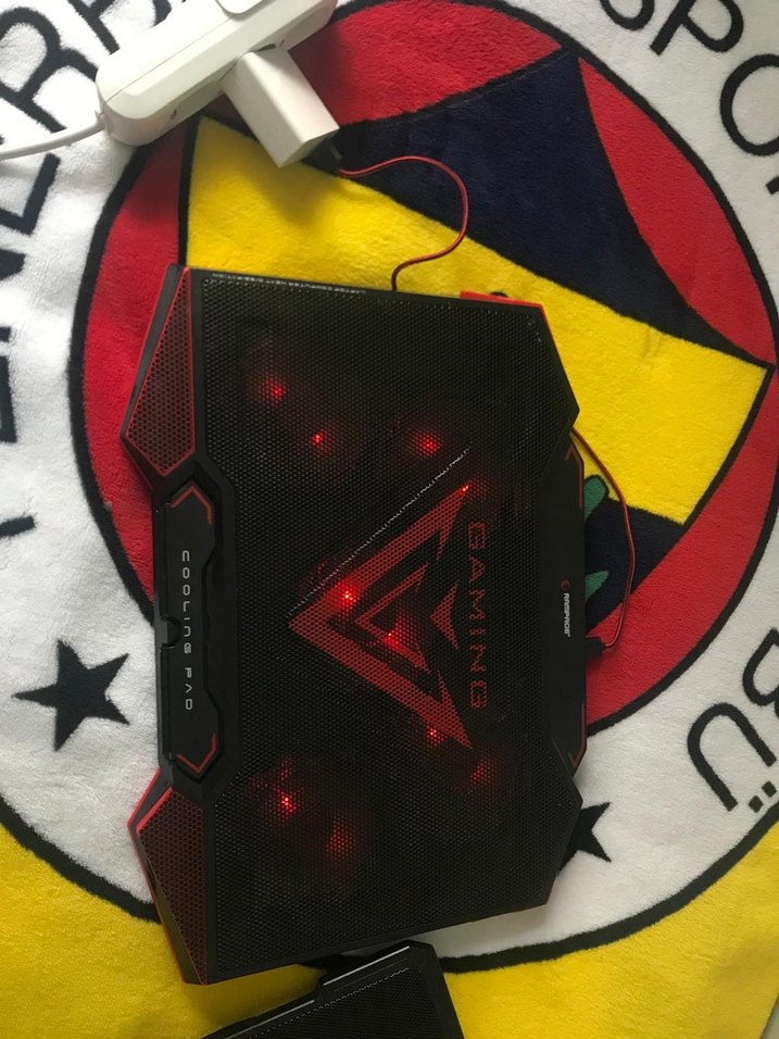 Kırmızı Işıklı Gaming Laptop Soğutucu Stand - Görsel 2