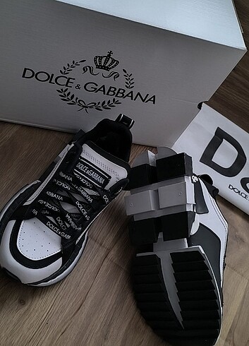 39 Beden Dolce Gabbana