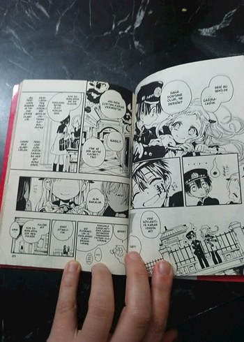 Tuvalet Hayaleti Hanako-Kun 1. Cilt
