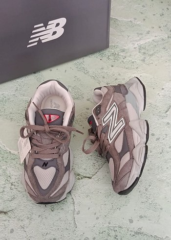 New Balance NEW BALANCE 9060