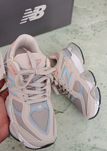 New Balance NEW BALANCE 9060